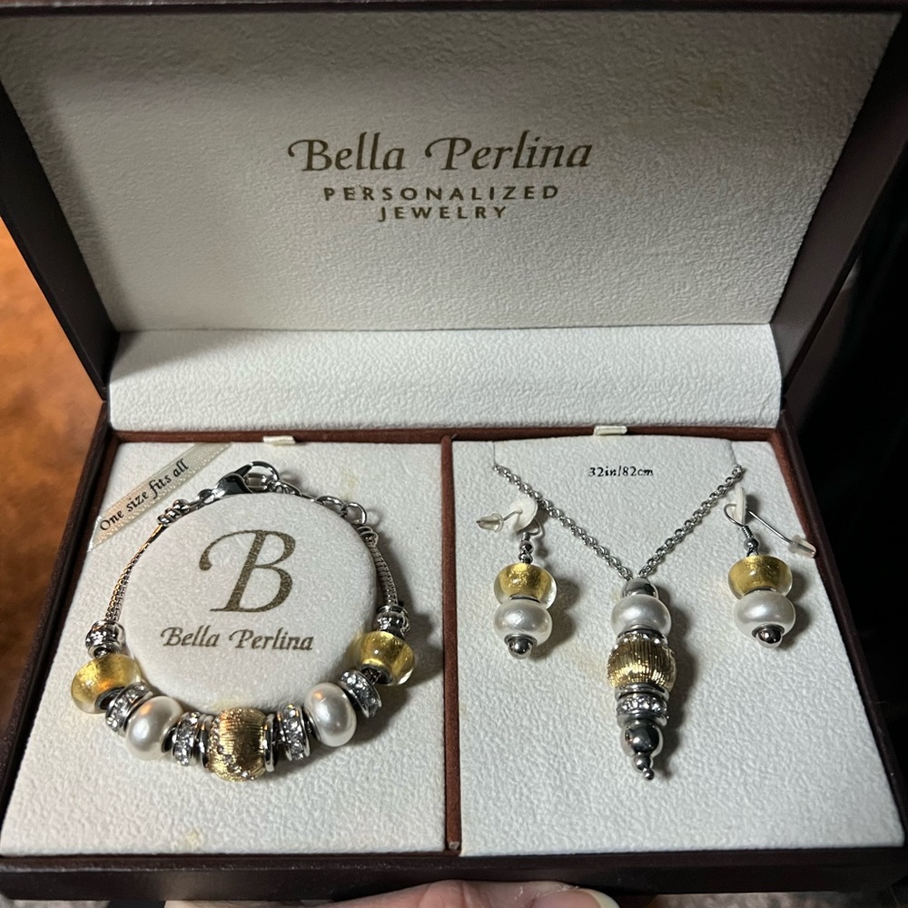 Gorgeous Bella Perlina bracelet, necklace, earrings set silver and yellow